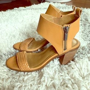 Lucky Brand Kenyyan Sandals